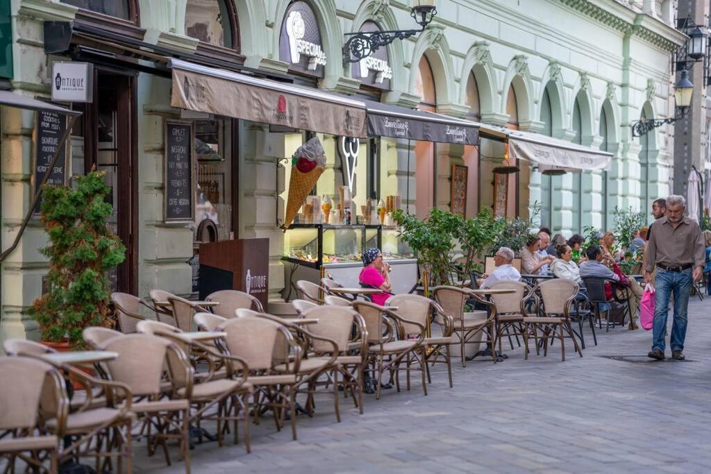 Sukromny Staromestsky Apartman V Uzasnej Lokalite/Cozy Old-Town Apartment In A Great Neighborhood Bratislava Exterior foto